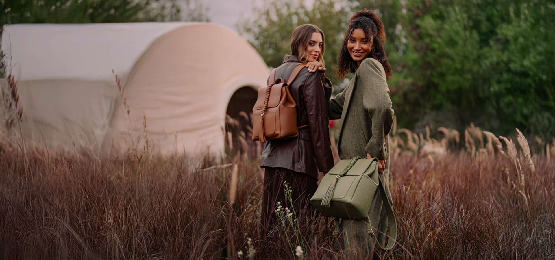 slider image slider_item_CeepWD